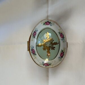 Porcelain Floral Egg Hinged Trinket Holder with Gold Accent - White and Pink
